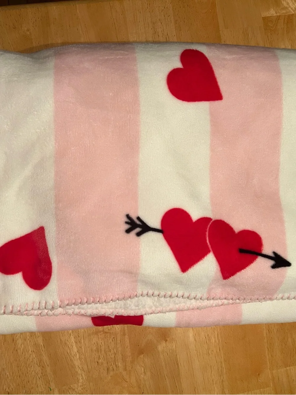 Victoria's Secret Pink, White & Red Heart Stripe Plush Blanket